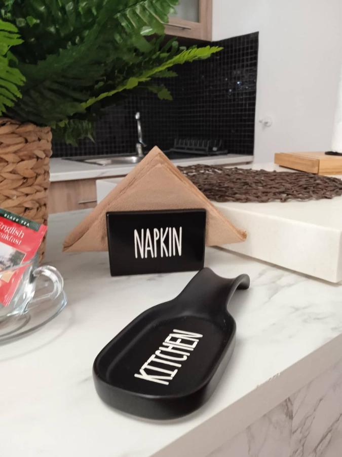 Adorable Cozy Apartment Aglantzia Bagian luar foto