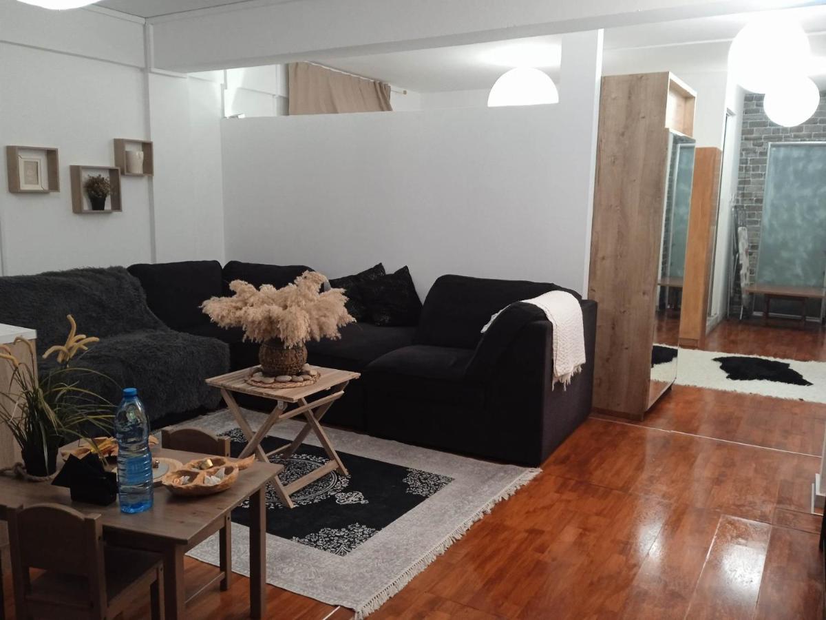 Adorable Cozy Apartment Aglantzia Bagian luar foto